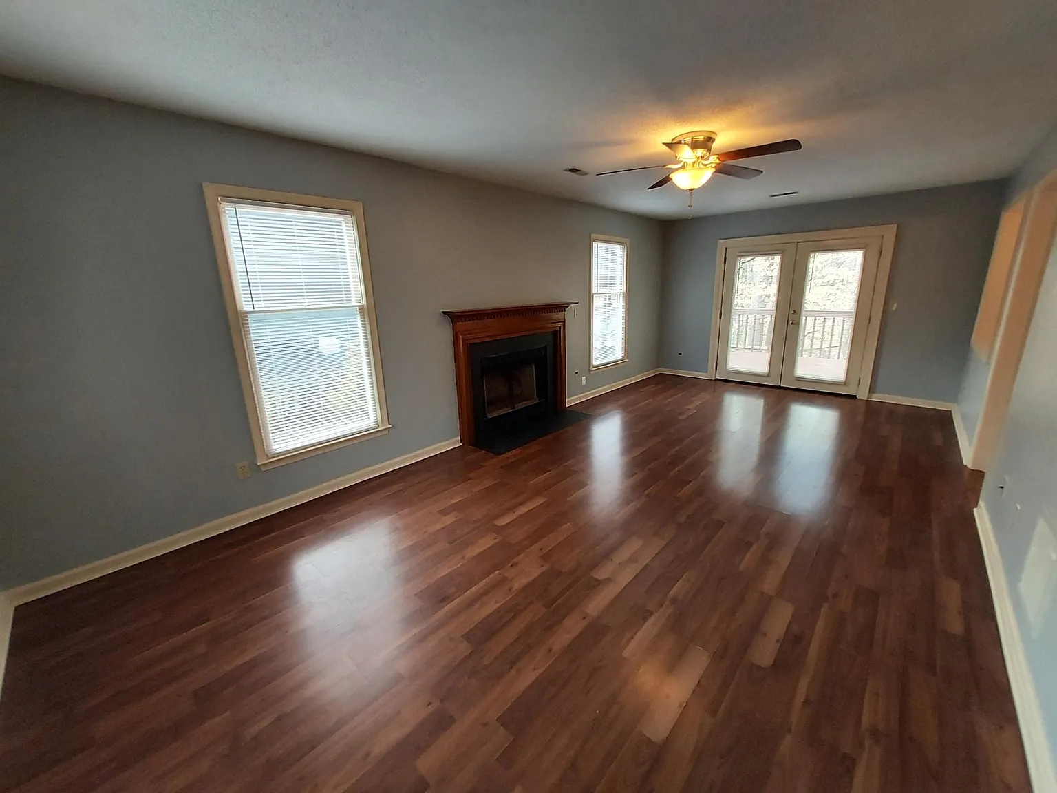 6402 Chamblee Ct — Photo 3