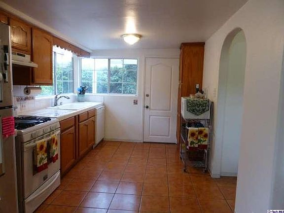 5th image of 4030 Raymond Ave