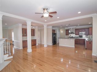 4422 Queensbury Dr, Harrisburg, NC 28075