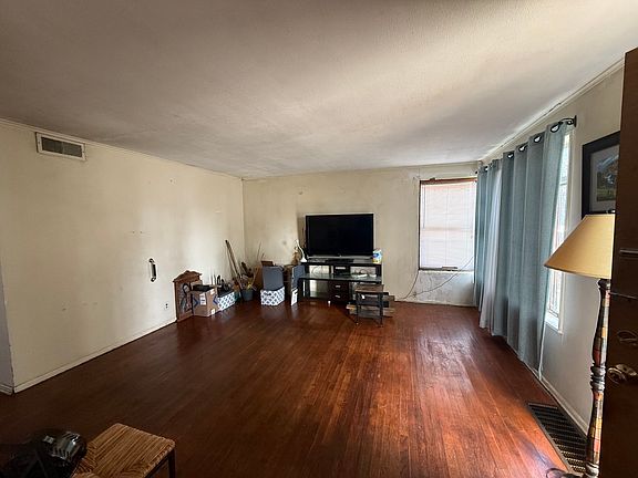 5th image of 8160 S Keating Ave