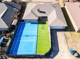 3706 Bishop Hill Dr, Carrollton, TX 75007