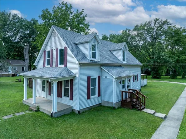 1320 S Brown Ave, Sedalia, MO 65301