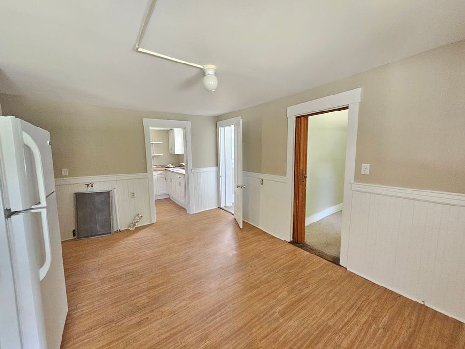 41 Cottage Street 41 Cottage St Milford NH Zillow