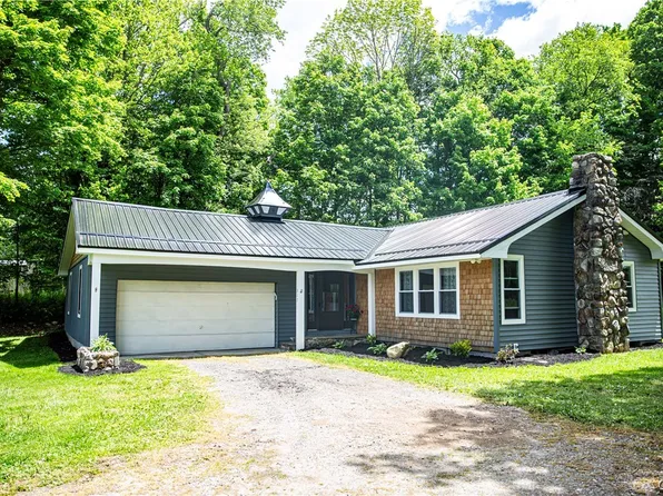 317 Davis Rd, Groton, NY 13073
