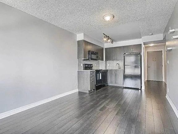 4th image of 80 Esther Lorrie Dr #207