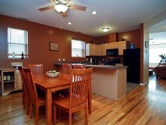 Living Room/Dining Room