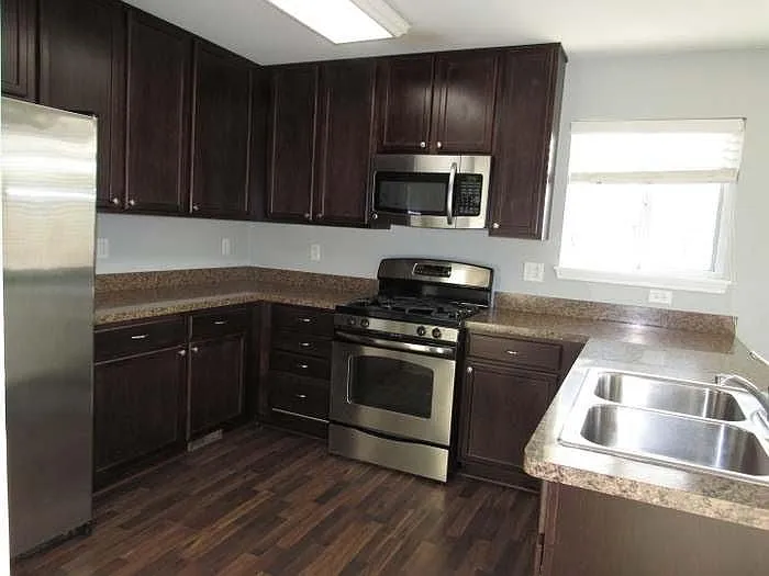 1708 Sandcastle Ln — Photo 6