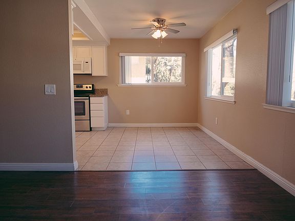 Walk-in to Living & Dining area
