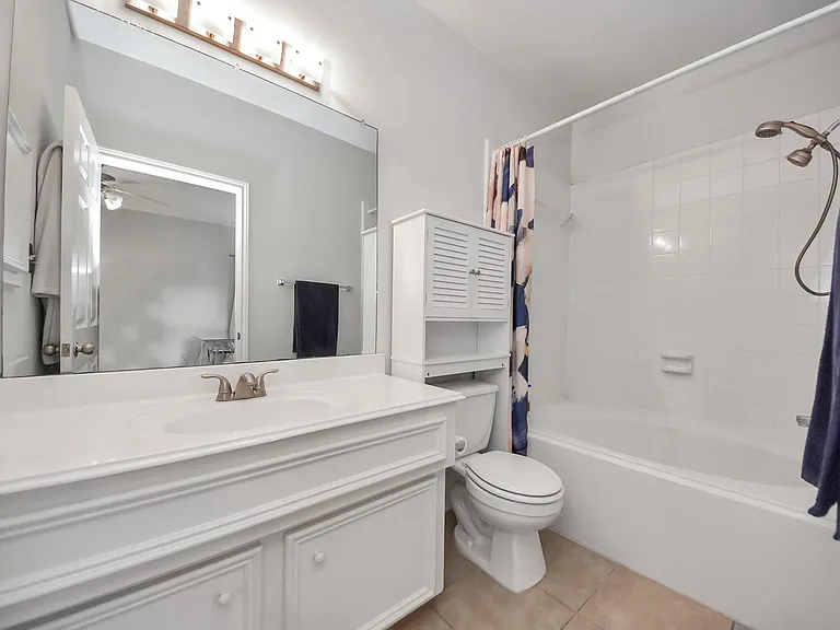 943 W Heights Hollow Ln — Photo 7