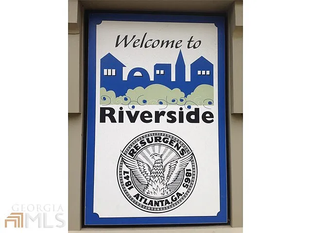 2445 Lowe St NW photo 1
