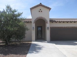 1071 Iron Hill Ave, Sunland Park, NM 88008