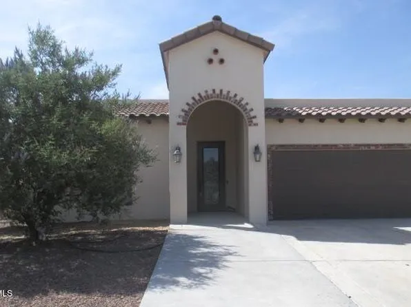 1071 Iron Hill Ave, Sunland Park, NM 88008