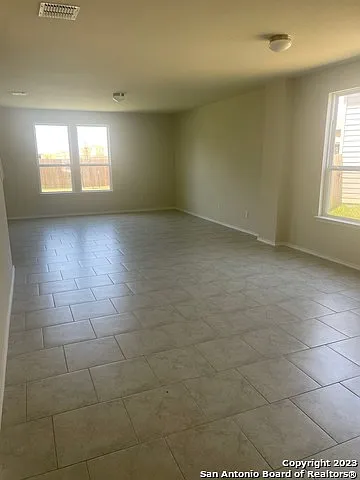 10606 Mexia Ave — Photo 6
