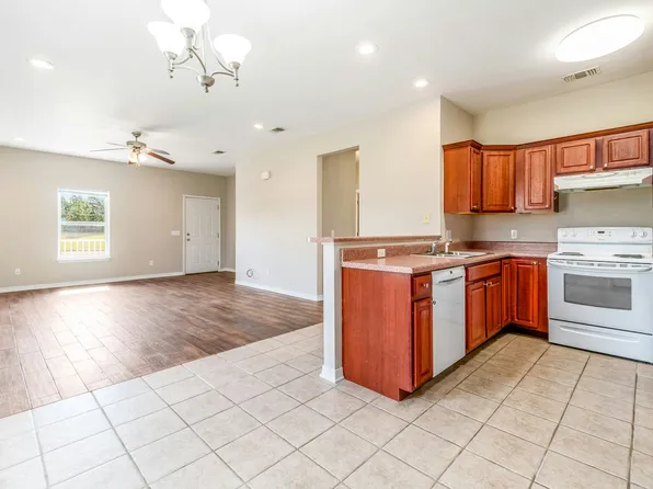 7412 Harvest Village Ct #7412, Navarre, FL 32566