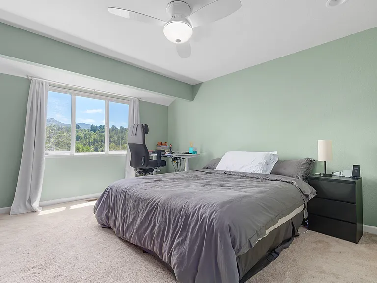 334 Santa Margarita Dr — Photo 16