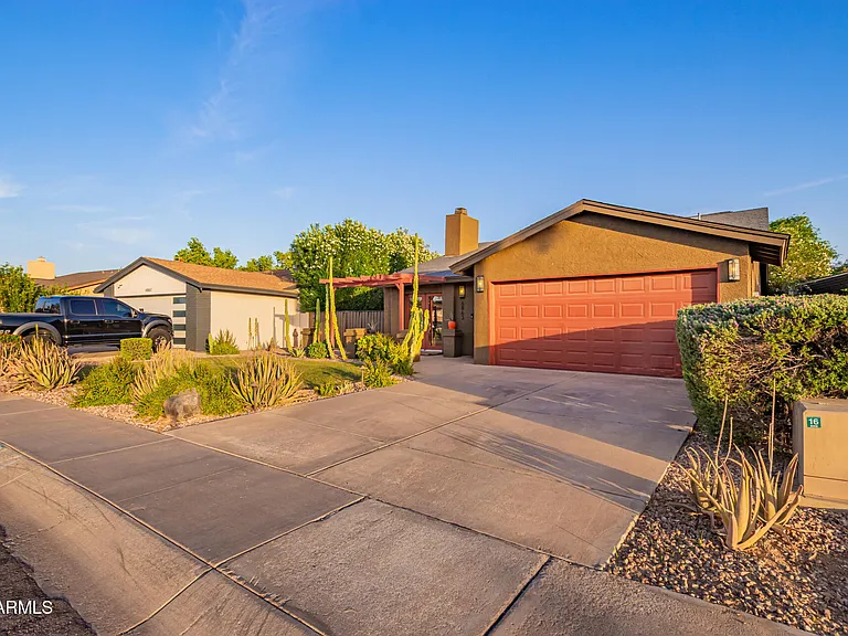 6863 E Phelps Rd — Photo 9