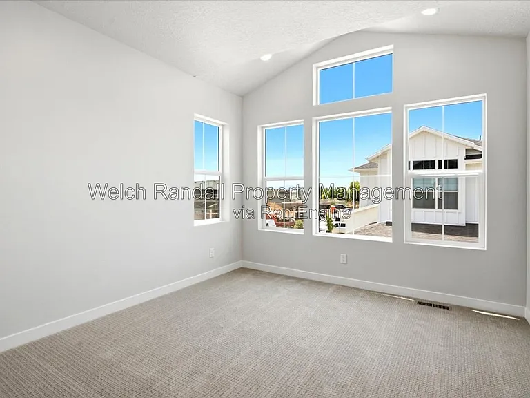 1452 N Pleasant View Dr — Photo 15