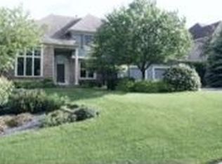 8833 Pheasant Run Rd, Woodbury, MN 55125