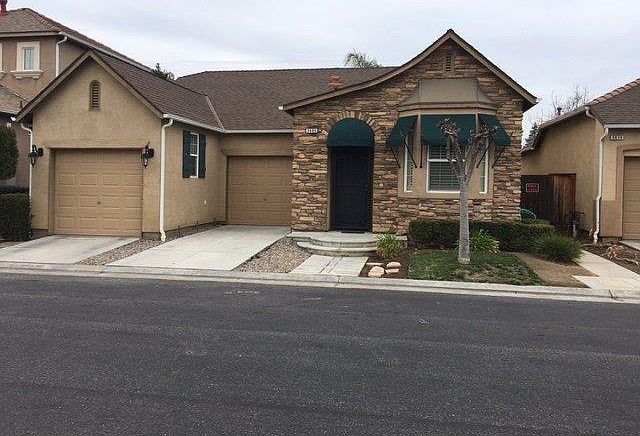 1st image of 3680 W Persimmon Ln