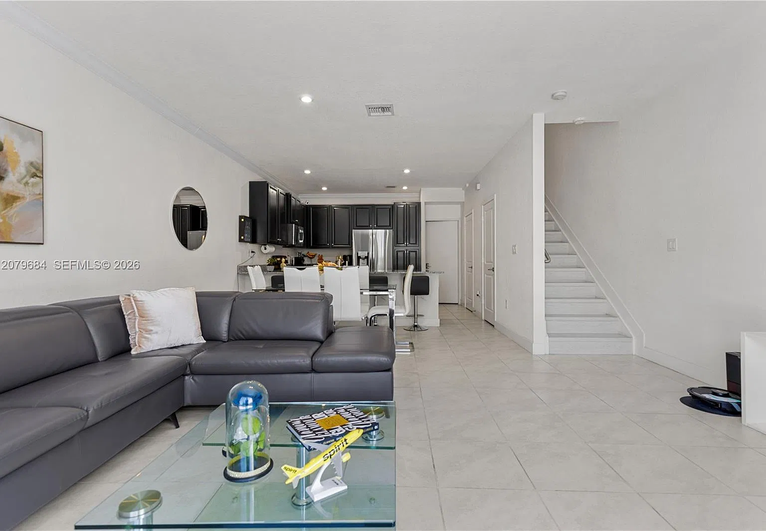Mc Residential — Photo 1