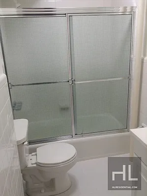 Rented by Highline Residential | media 29