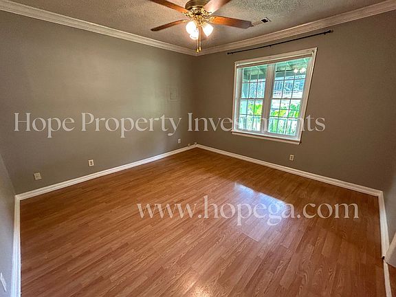 4th image of 342 Lagrange St