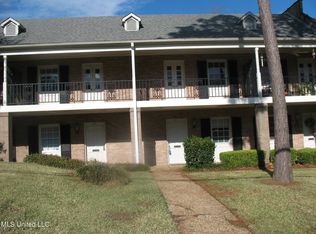 910 Pinehurst Pl APT B2, Jackson, MS 39202