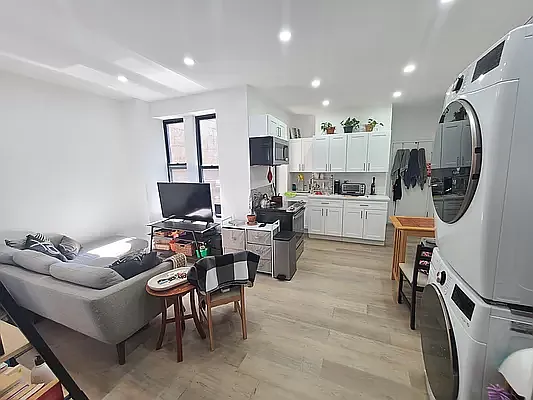 Rented by Dwelling NY Realty Inc | media 1
