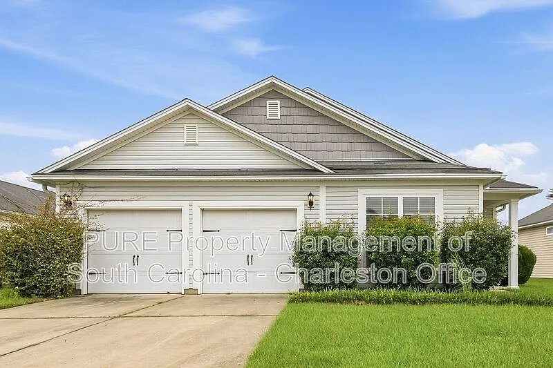 3 bed, 2.0 bath, 1700 sqft, $2,380 — Photo 1
