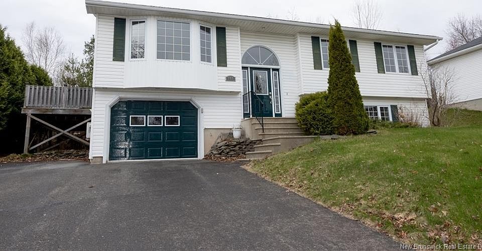 1st image of 372 Kimble Dr