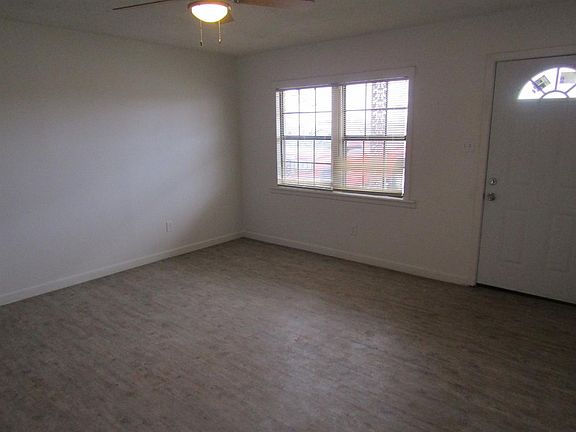 2nd image of 112 Avenue T