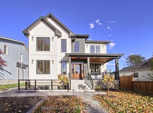 667 Pleasant St, Pickering, ON L1W1P8