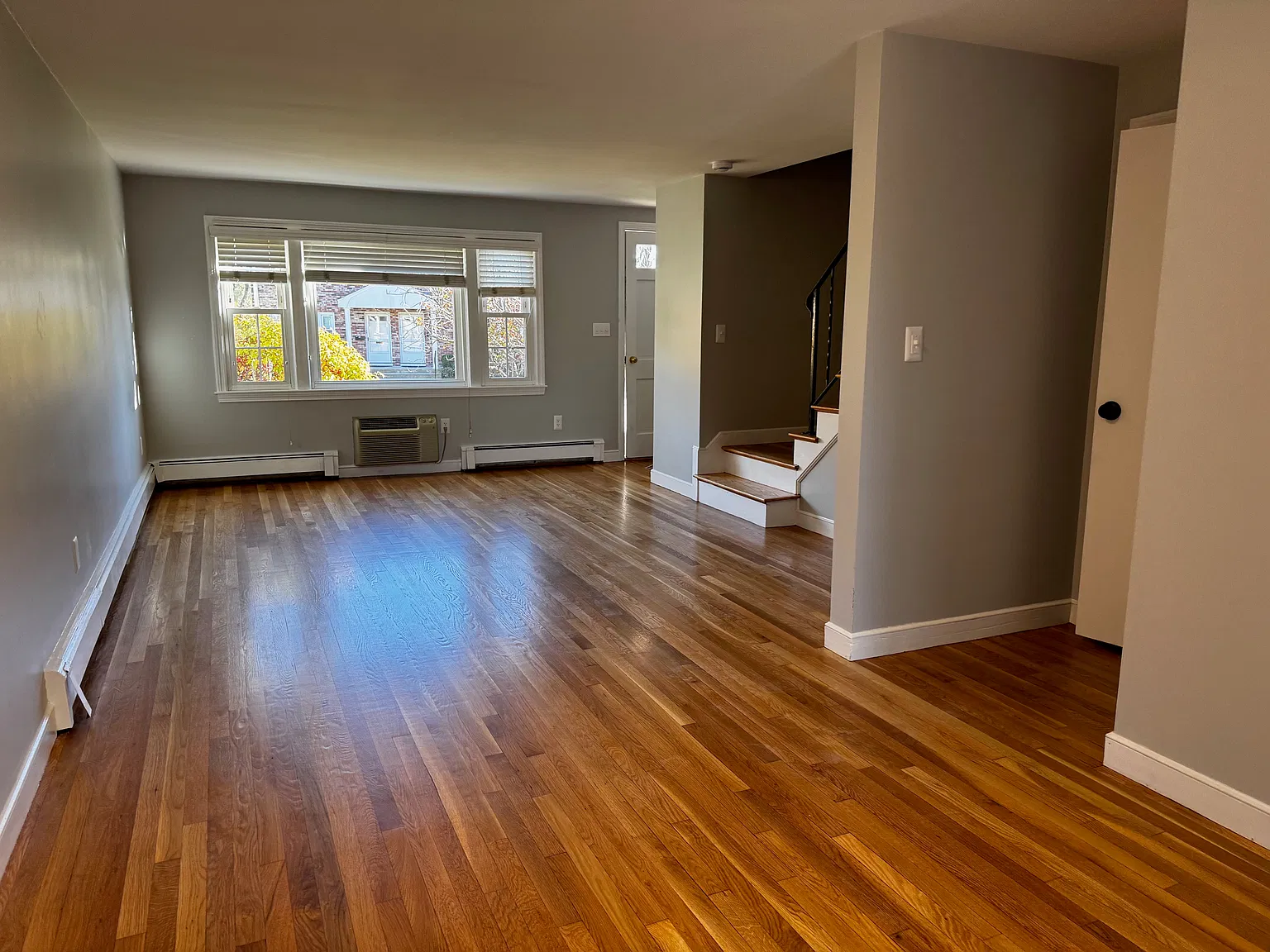 2 bed, 1.5 bath, 1200 sqft, $3,450 — Photo 1