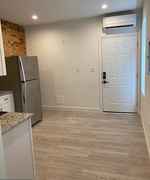 773 Washington Blvd #2 — Photo 6