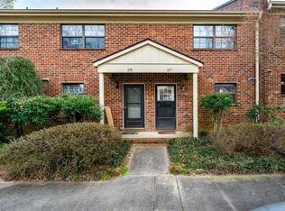 105 Fidelity St APT B-37, Carrboro, NC 27510