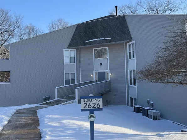 2626 W Willowlake Dr APT 424, Peoria, IL 61614