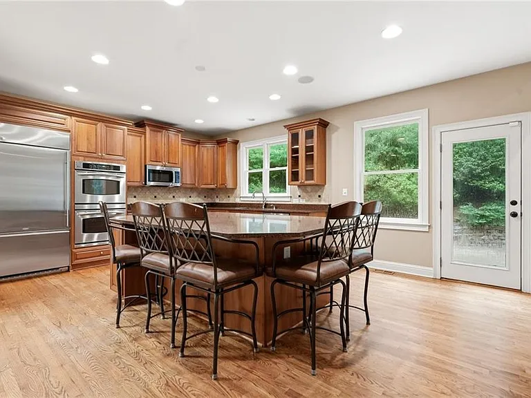 2060 Fife Ridge Ct — Photo 5