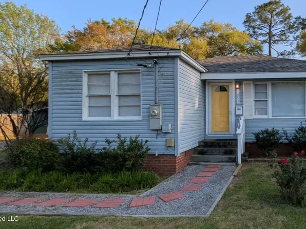 1253 24th St, Gulfport, MS 39501