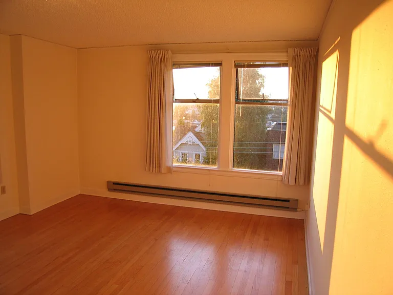 2815 Boylston Ave E #302 — Photo 8