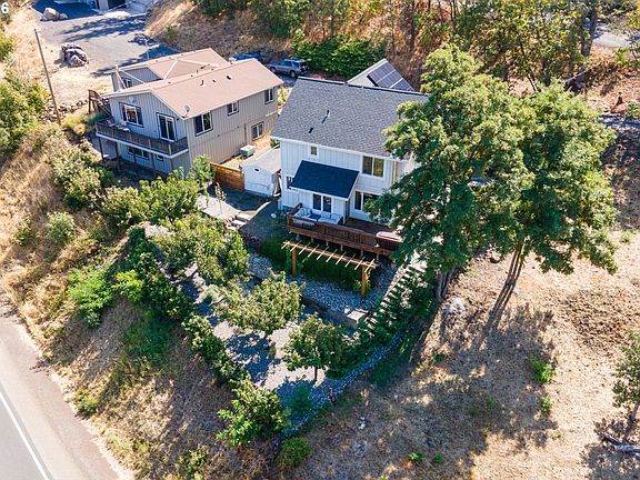 5th image of 407 Huskey Rd