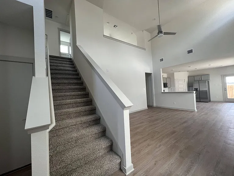 443 Wilshire Rd — Photo 18