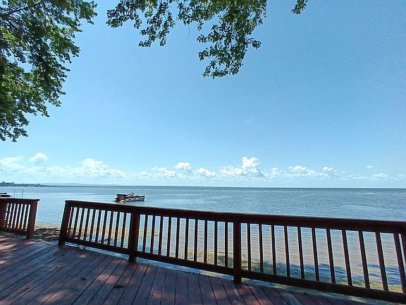 2nd image of 2338 Lakeshore Dr