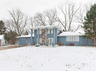 6244 Regent Ct, South Bend, IN