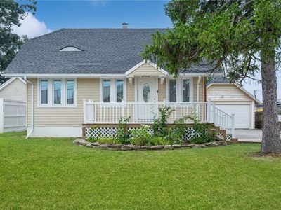 18 Homecrest Court, Oceanside, NY, 11572