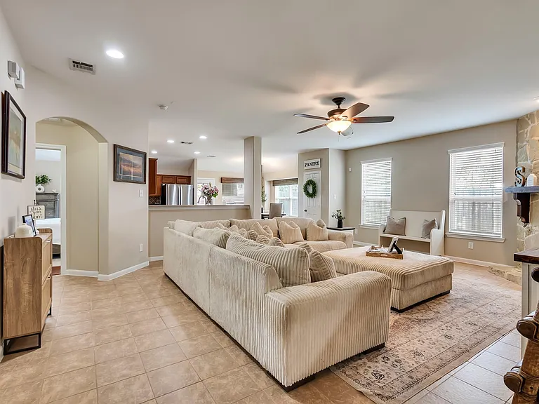 9015 Springcroft Ct — Photo 12