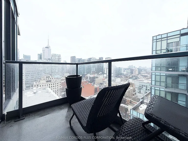 210 Simcoe St #2410 — Photo 13