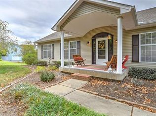 158 Kennedy Rd #8, Weaverville, NC 28787