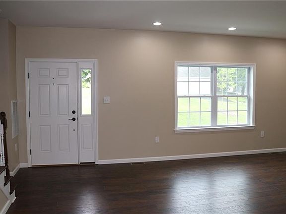 5th image of 27 West St #B