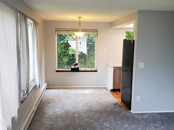 3rd image of 3835 19th Ave SW #3831