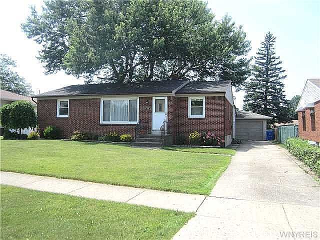 1st image of 136 Westgate Blvd